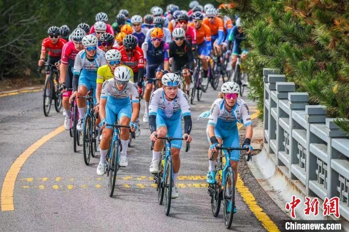 泰国车手范·恩吉尔伦·阿德内斩获环太原赛第二