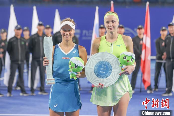 瑞士选手格鲁比奇在2024WTA江西网球公开赛女单夺