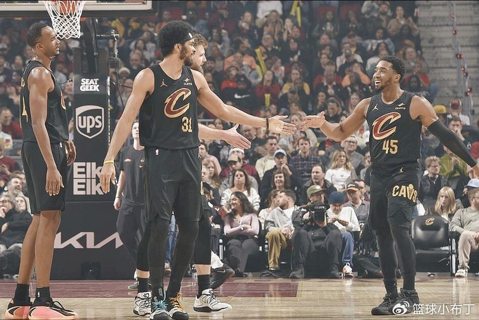 双核驱动火力全开 骑士冲冠面临多重考验