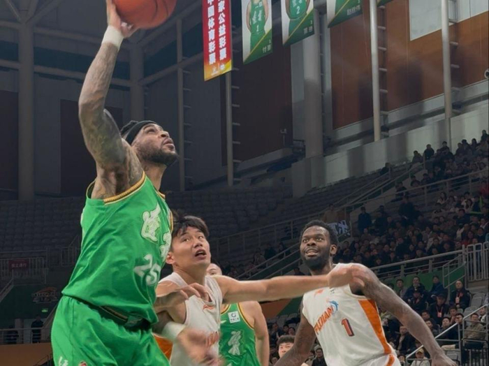 辽宁队力克福建队排名回升 乌戈盛赞莫兰德带病