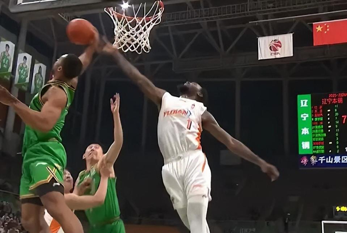 辽宁队力克福建队排名回升 乌戈盛赞莫兰德带病