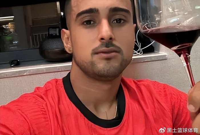 莱昂纳多伤退致上港遇困 鲁能强强对话暴露阵容