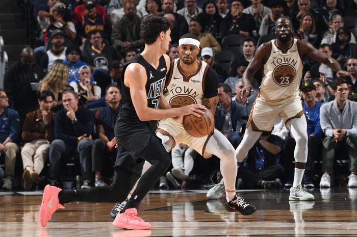 雷霆马刺西部巅峰对决 马刺轻松赛程或逆袭登顶