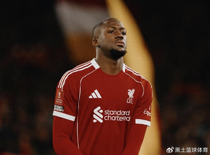 科纳特续约利物浦引球迷争议，留人还是放走？