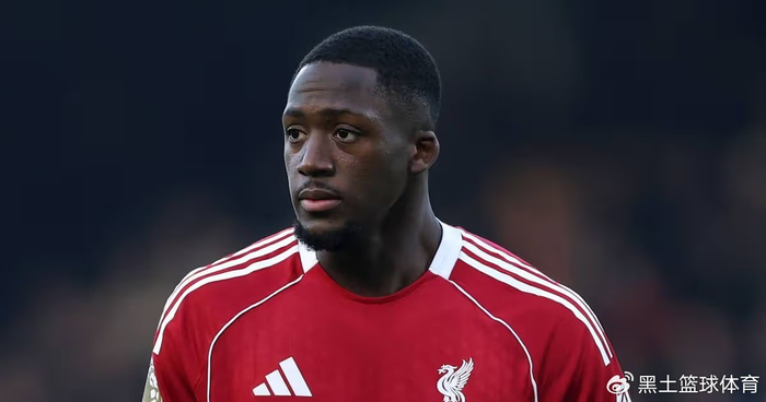 科纳特续约利物浦引球迷争议，留人还是放走？